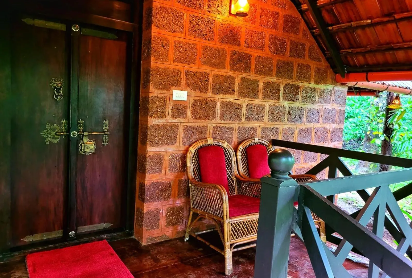 סולטאן באטרי Greens Tree House & Wood House אתר נופש