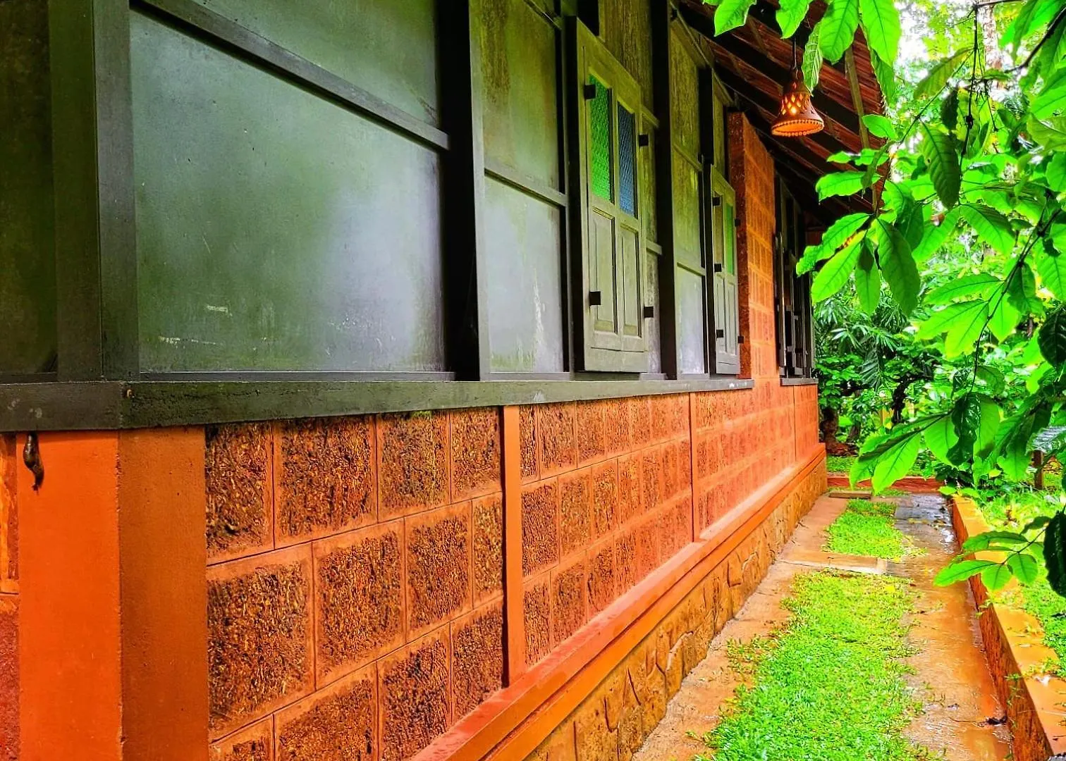 Greens Tree House & Wood House Sultan Bathery